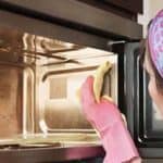 Best Way to Clean a Microwave - 5 Easy Steps