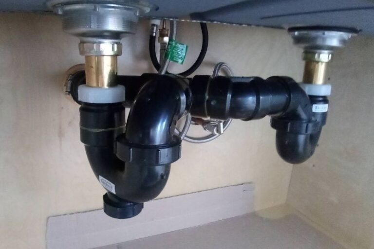 Double Sink Plumbing – Tips and How-To - Home Care Zen