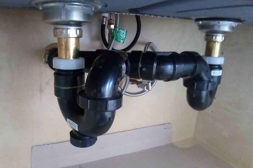 bathroom sink plumbing kit