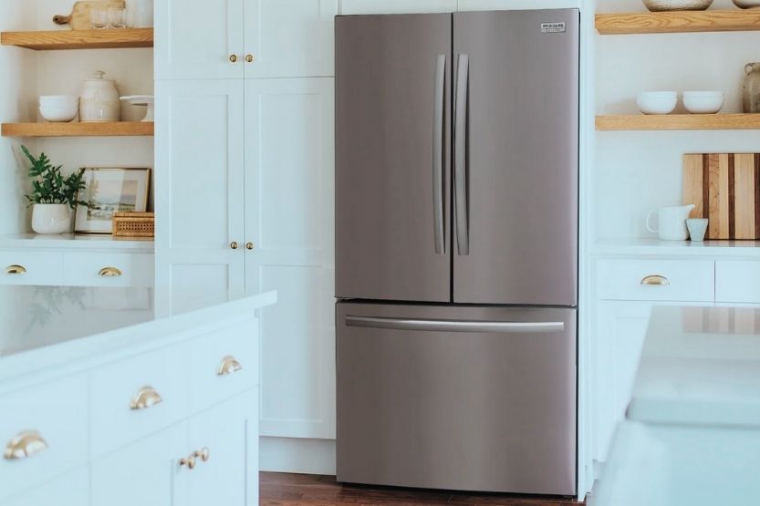 frigidaire refrigerator not cooling but freezer is fine