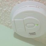 Flashing Green Light on Smoke Detector - What Does It Mean?