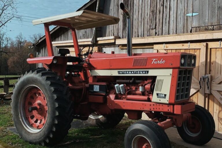 Read more about the article International Harvester 1066 Specs, Problems, and Review 