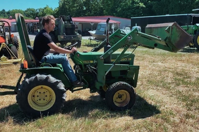 john deere 650 dozer specs