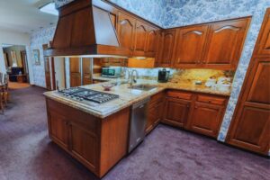 Read more about the article Carpeted Kitchen Pros, Cons, Meme, Creepypasta