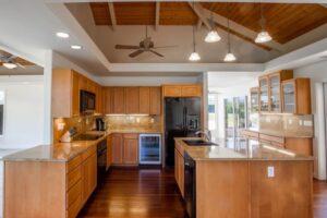 Read more about the article Ceiling Fan in Kitchen: Yes or No?